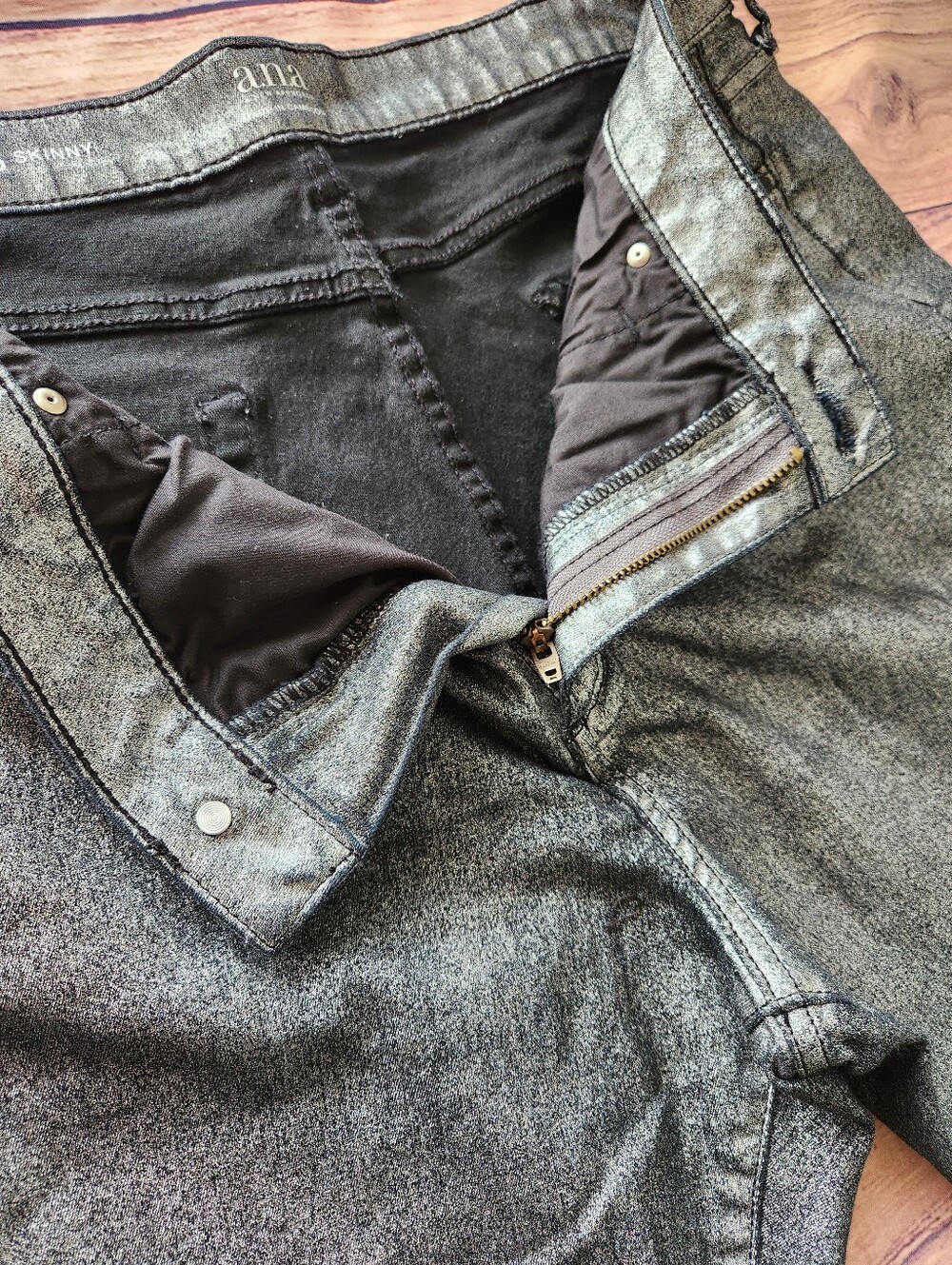 Metallic Silver Plus Sized Skinny Jeans Size 18 By a.n.a. Ana - Picture 4 of 7